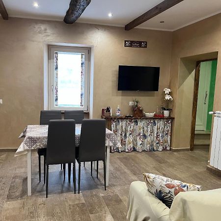 Casa Vacanze La Ripa Sutri Exteriör bild